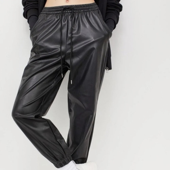H&M Divided high rise elastic waist faux leather black jogger draw string size 8 - Picture 3 of 13